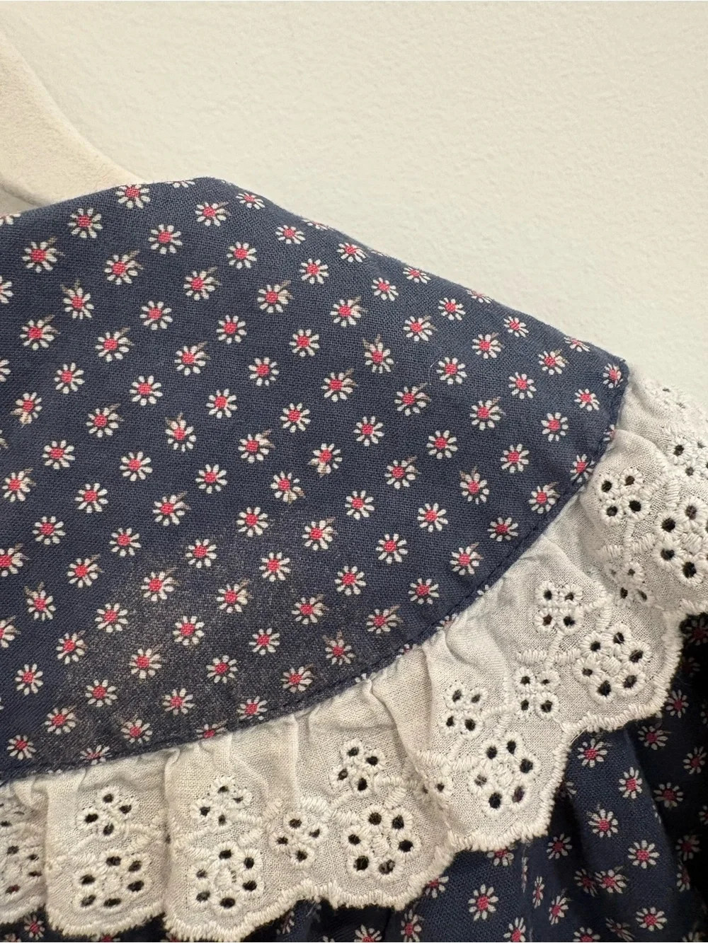 Free People Daisy Print Eyelet Collar Mini Dress | Size 8 - Picture 7 of 7